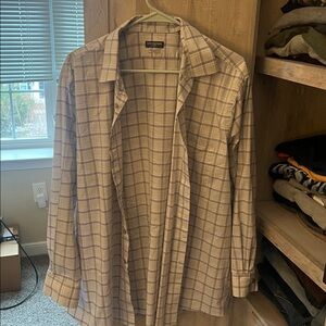 Men’s Van Heusen Shirt